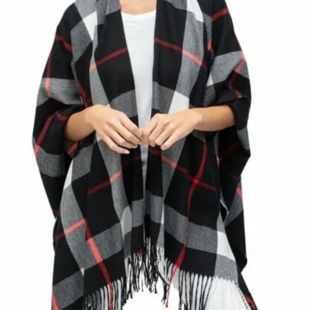 JUST JAMIE SUPER SOFT WOMENS RUANA WRAP-BLACK WHITE RED PLAID-FRINGE